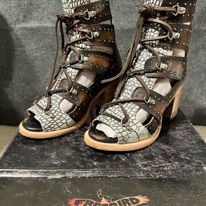 Freebird Women's Snakeskin Lace-Up Heels - Brown and Gray